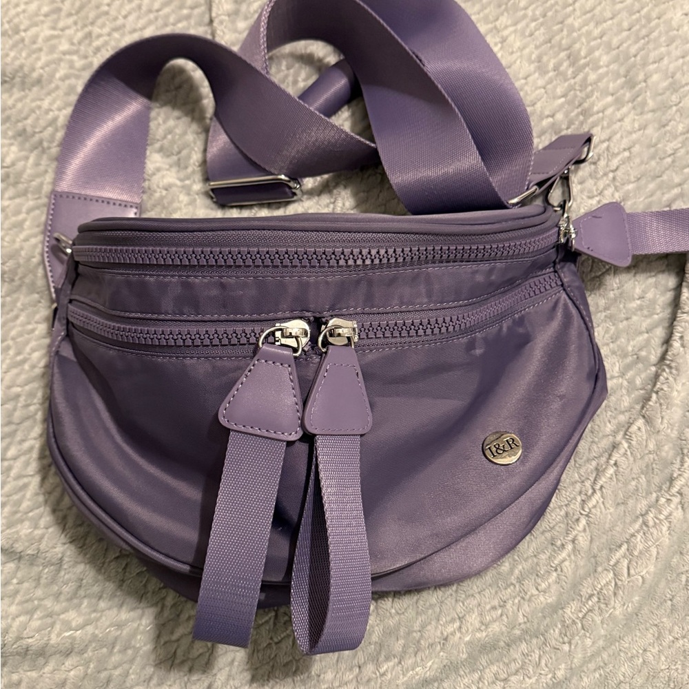 Iris Best Version Crossbody Bag